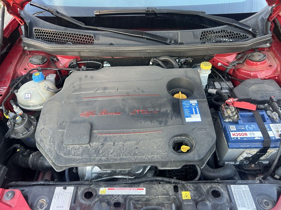 Vînd Alfa Romeo julieta 2013