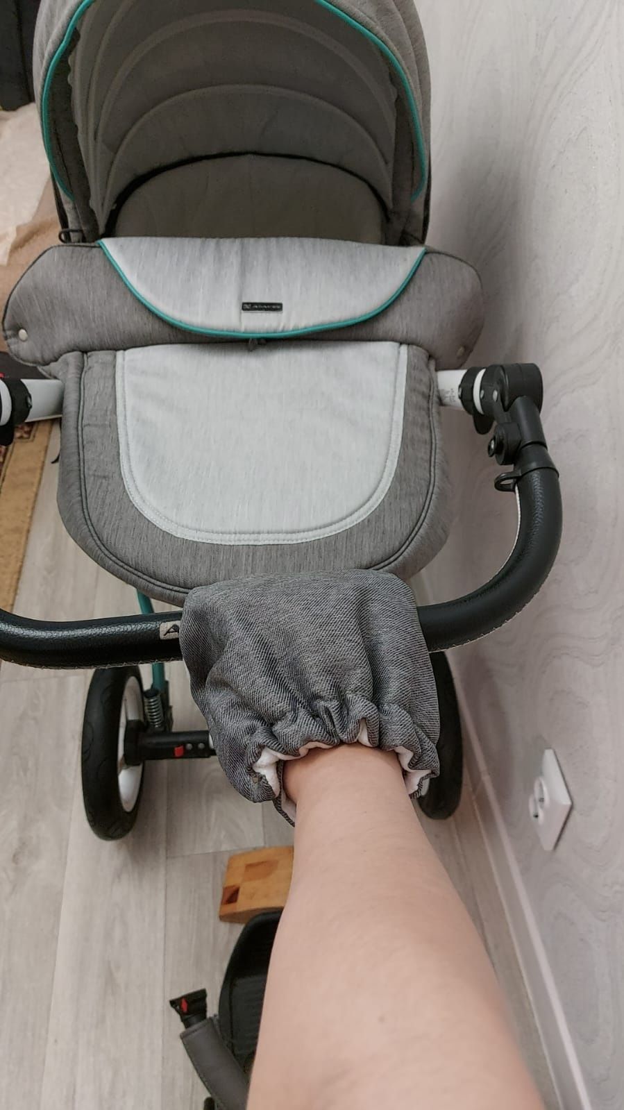 Продам коляску Адамэкс 3в1