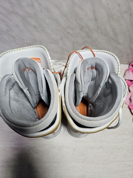 Boots 124 buti placa snowboard Thirtytwo   mărimea  40  .