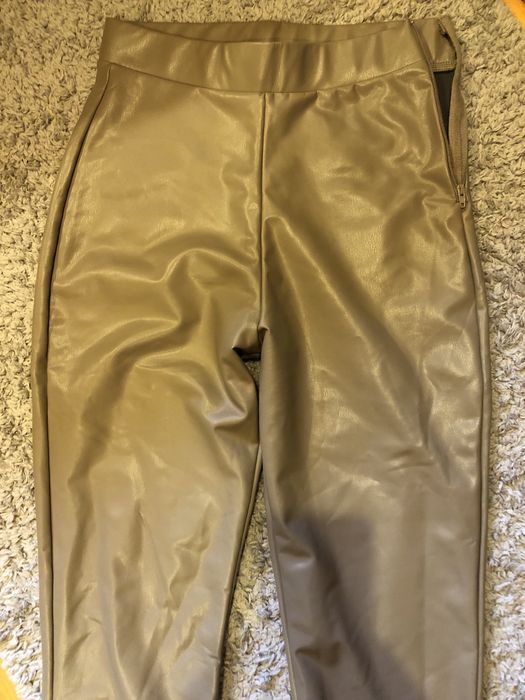 Кожен панталон Zara