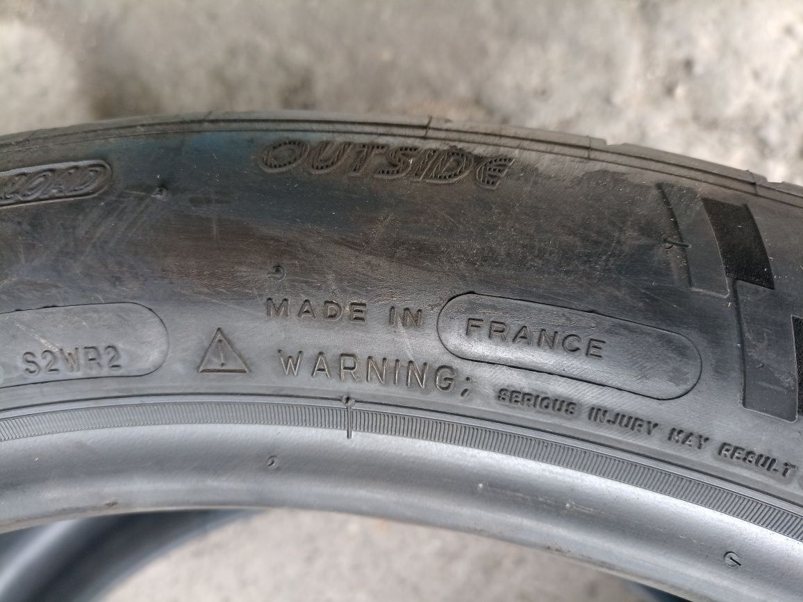 2 anvelope NOI de vara Michelin 325/30 R21