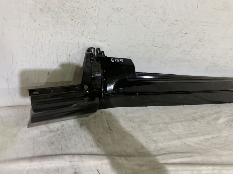 Prag stanga Volvo XC90, 2015, 2016, 2017, 2018, 2019, 2020, 2021, 2022, cod origine OE 31672370.