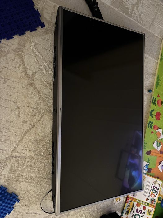 Продам телевизор самсунг