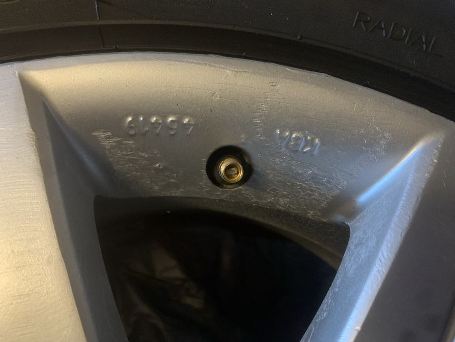 Janta roti originale audi 16 inch cu anvelope cauciuc iarna 225/55/16