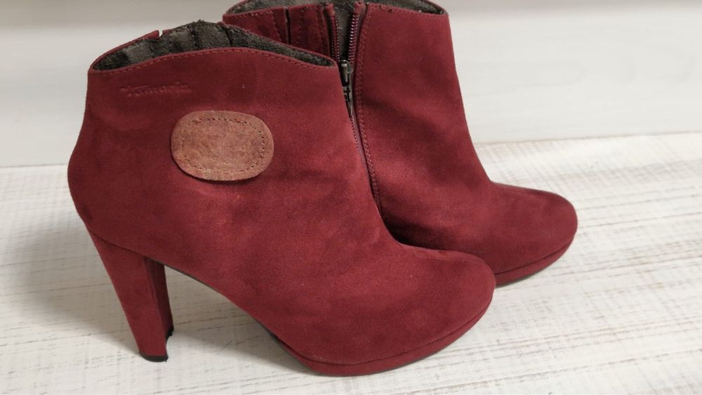 Ghete piele întoarsa Tamaris