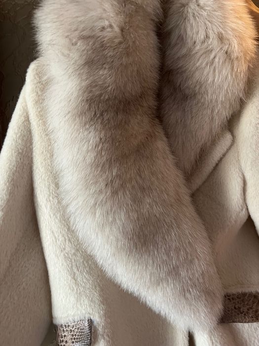 Шанел Алпака и лисица ново палто