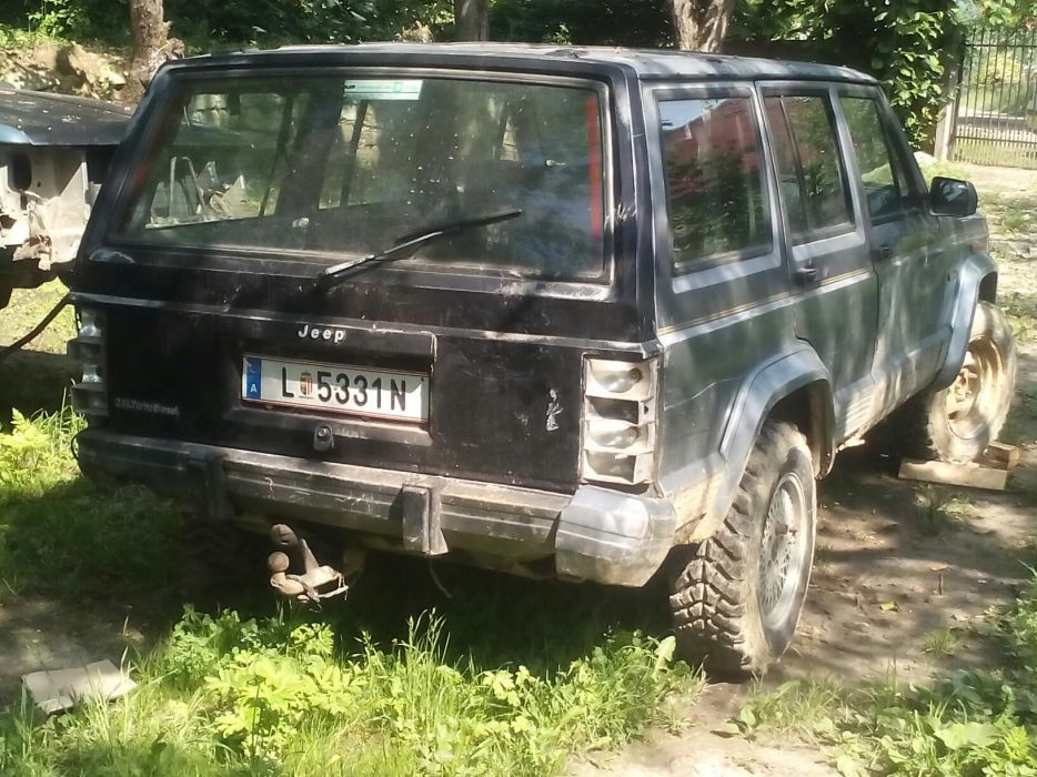 Jeep cheroke 2100 piese