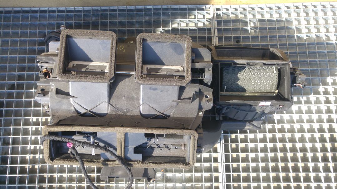 tulumba aer bord bmw seria 3 e90 2.0 d 6411 9181172-05