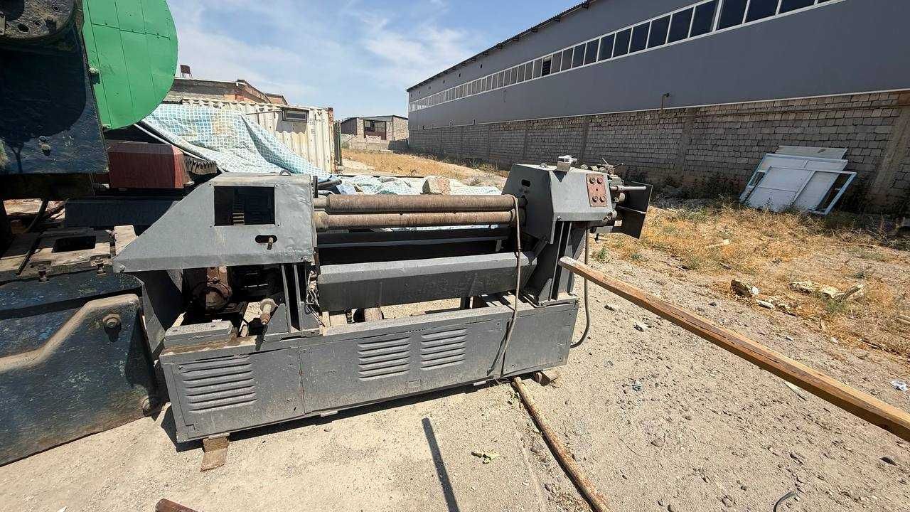 Вальцовочный станок трехваликовый