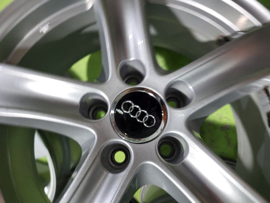 17 5x112 Audi A4 A6 A3 Vw Passat Touran Caddy Golf 5х112