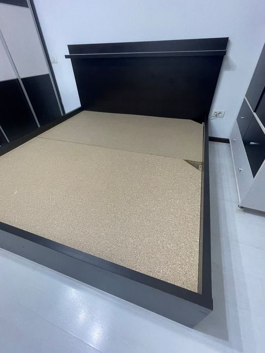 Cadru pat pentru saltea 180/200