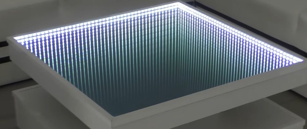 Журнальный столик