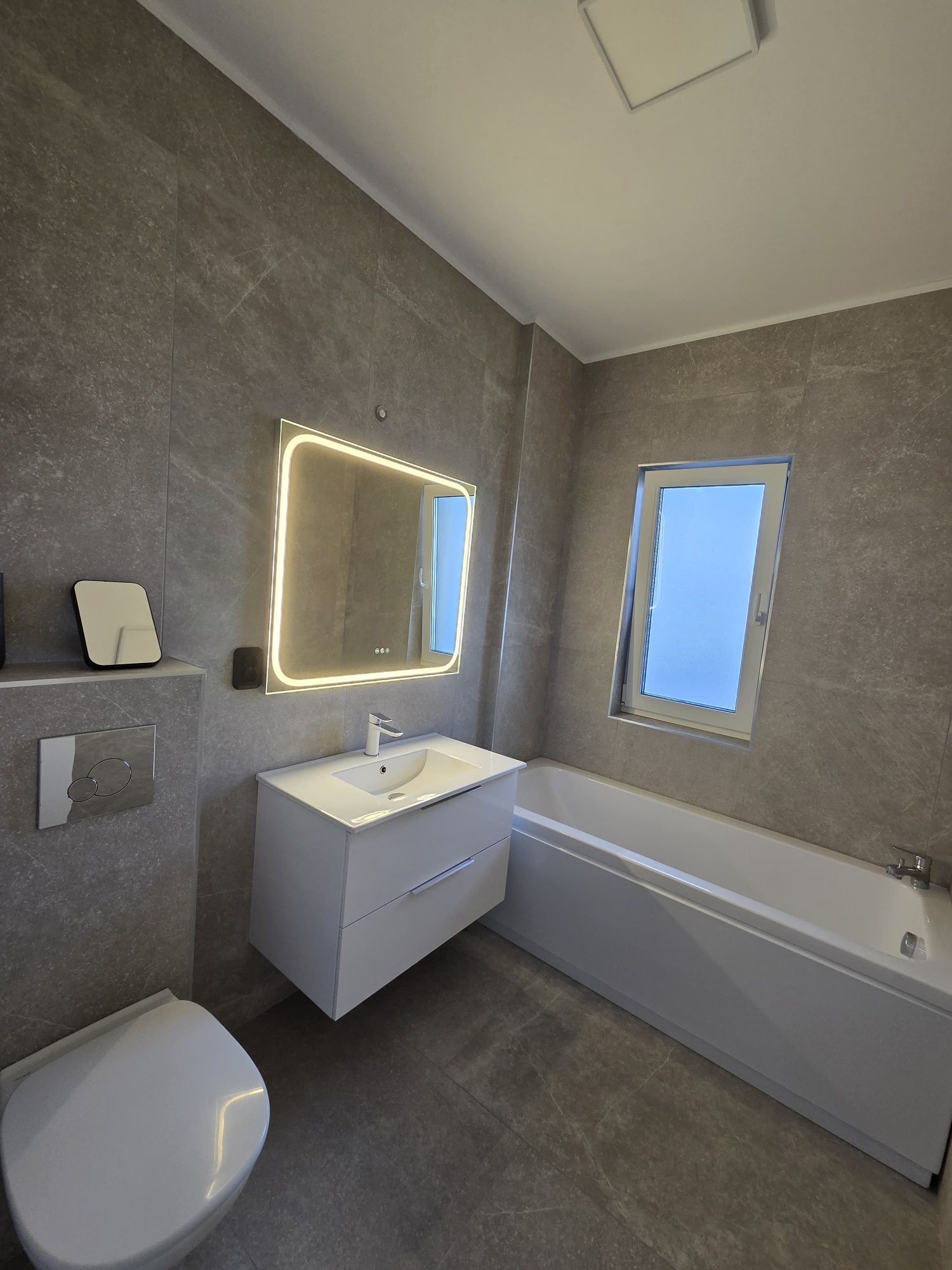 Apartament 3 camere, bloc nou, prima închiriere – Florești, Jud Cluj