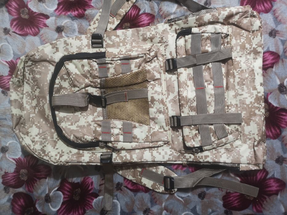 Rucsac tactic 50L camuflaj digital desert – nou, ideal pentru drumeții