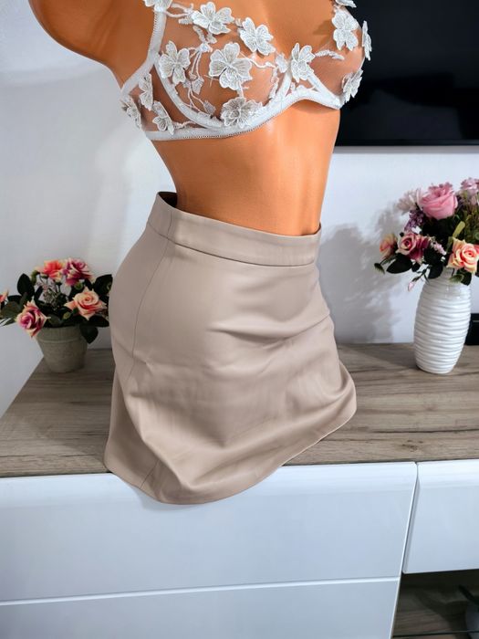 Fustă piele eleganta mărimea M