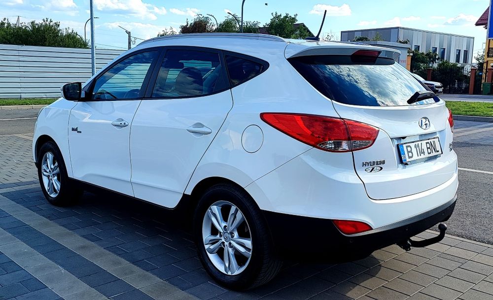 Hyundai IX35  1.6 benzină  manuala