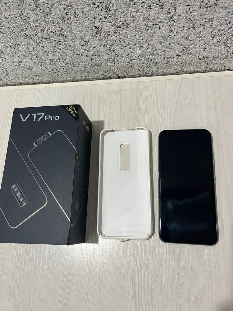 Продам телефон vivo v17pro