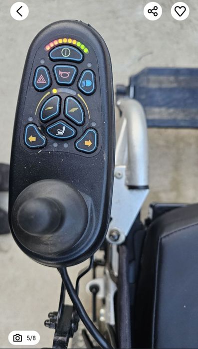 Scaun Scuter Cărucior electric cu joystick Salsa Quikie