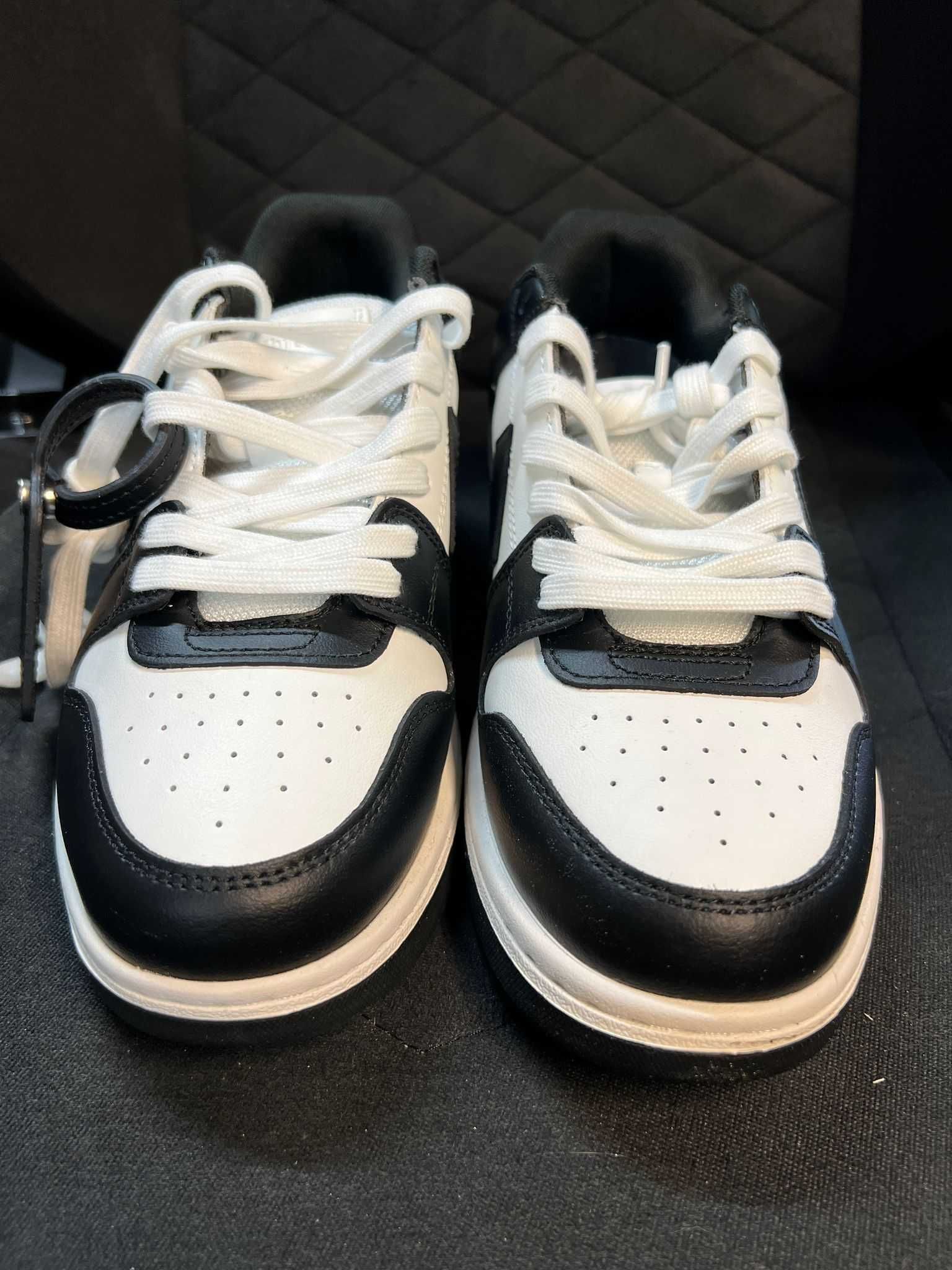 Off-White Out Of Office Black and White 40 Noi cu Cutie
