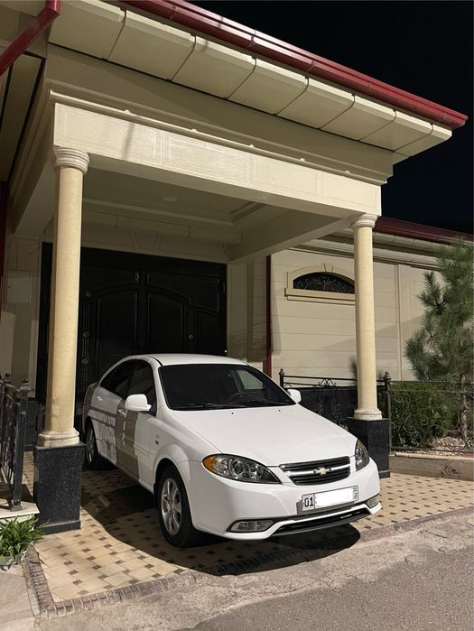 Jentra Moshina Ideal