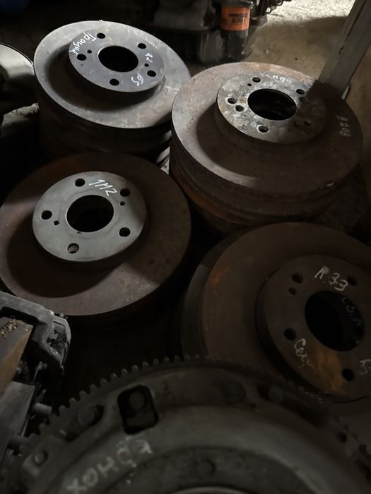 Передний сафа тормозной диск на Хонда Одиссей Honda Odyssey 2.3 литр