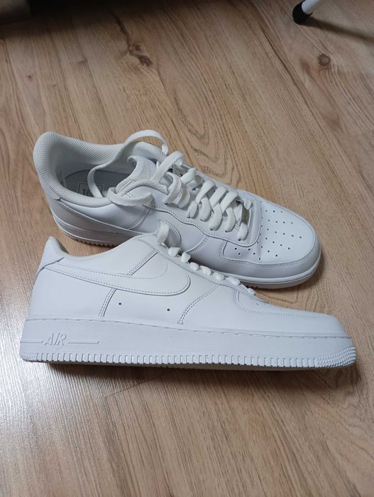 Маратонки Nike...