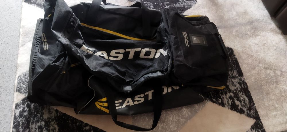 Продам баул,18000тг,большой,на колесах