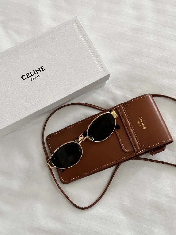 Ochelari Celine cu toc tip posetuta