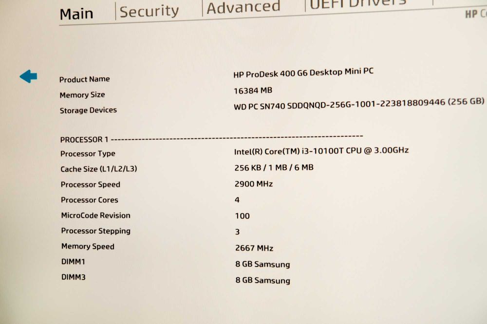 HP ProDesk 400 G6 Mini / i3-10100T / 256GB / 16GB / UHD 630 / Wi-Fi