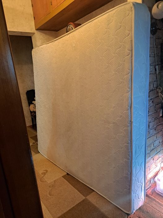 Продам матрас для кровати