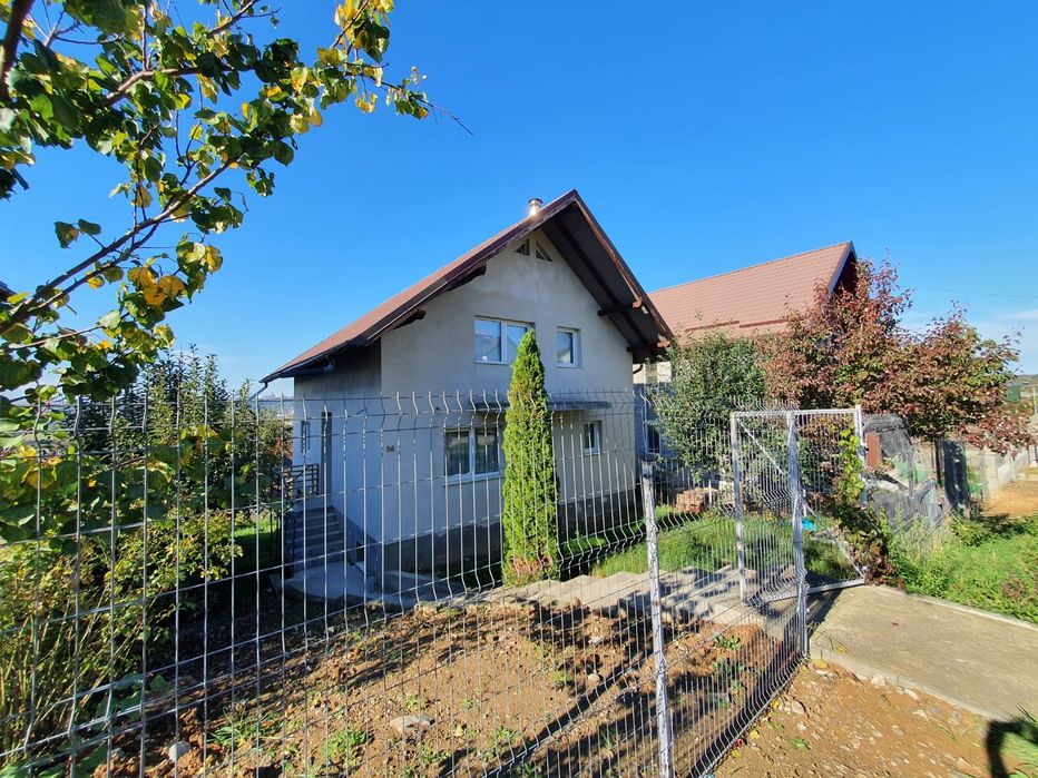 Casa individuala D+P+M burdujeni cartierul tinereții 225 mp