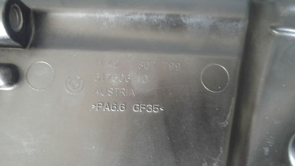 Carcasa filtru ulei 2.0 d n47d20a bmw seria 1 e81 e87 51750610 70346292