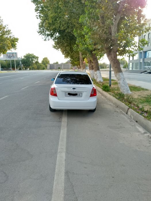 Laseti 2 pazitsiya sotiladi