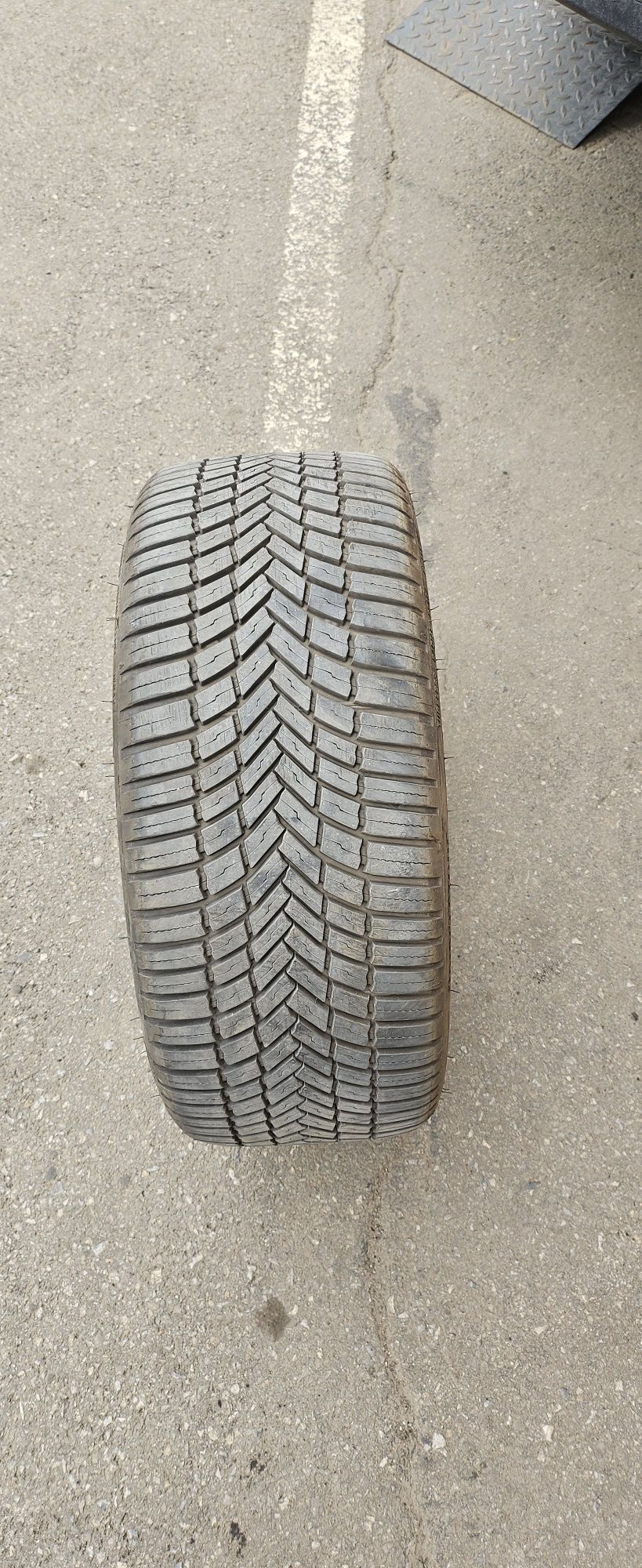 Bridgestone EVO A005 EVO 225/40 18" всесезонна