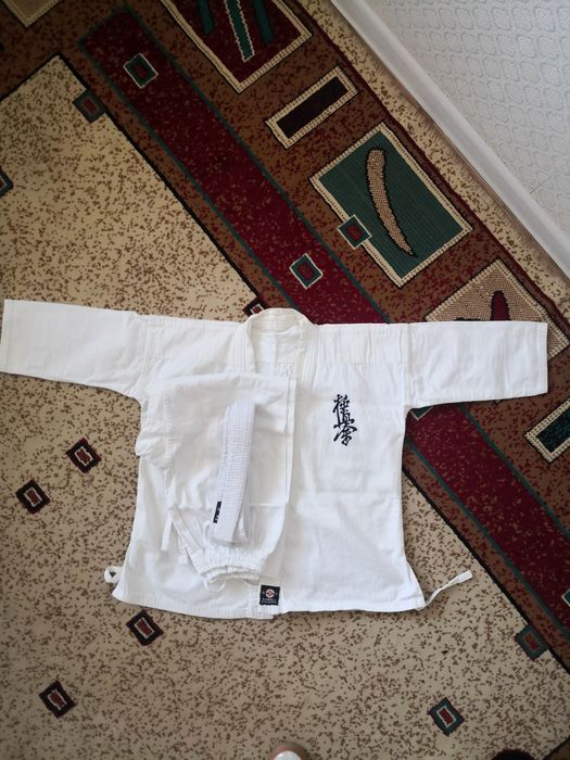 Кёкушинкай |киімі сатылады. 4-6 жас аралығы.