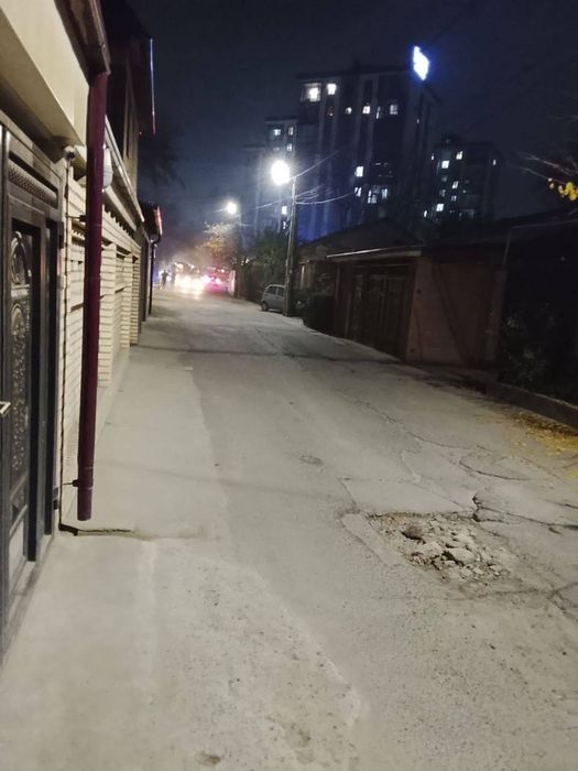 Продам дом 1.3 сотки Узбум ул.Баку Яшнабадский рн Шумиловский городок