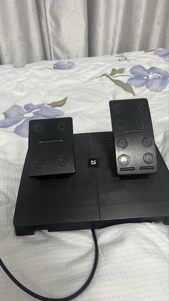 Игровои руль на наутбук и на компьютер