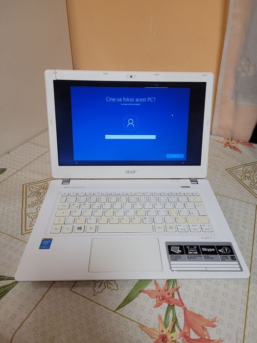 Vând leptop Acer Aspire V3-371-37JA