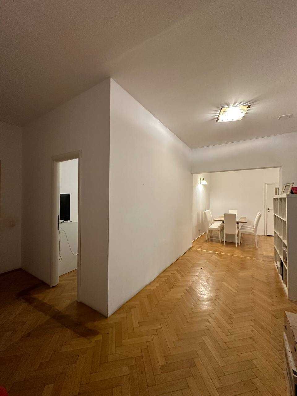 Vand apartament ultracentral- Piata C.A. Rosetti