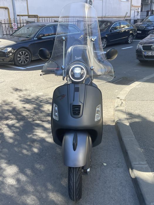 Vespa GTS 300 Super Sport