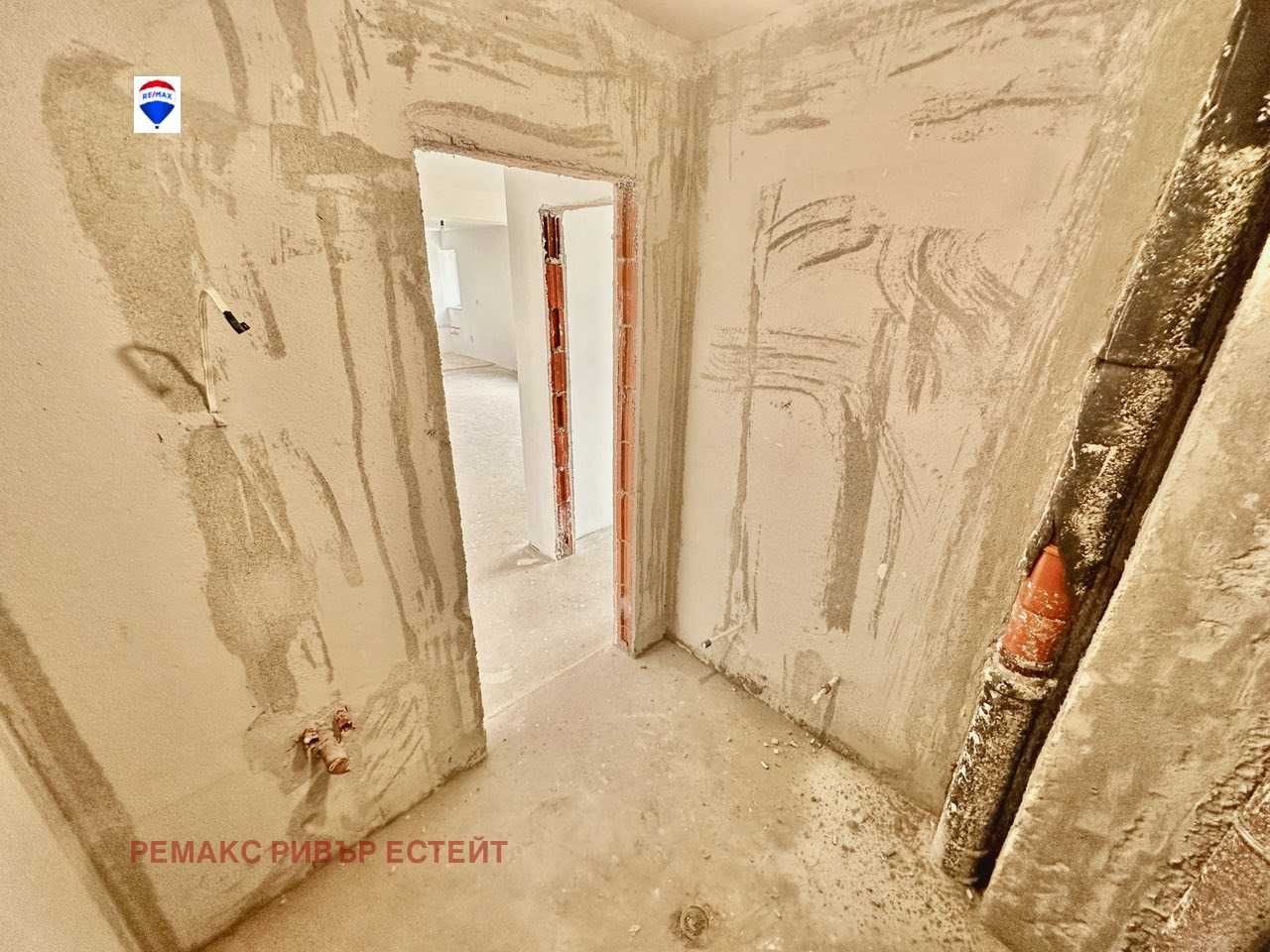 Продава се Тристаен апартамент в Русе, Хъшове - 100 кв.м за 1339 €/кв.м - Снимка #8