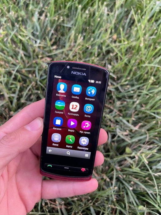 Nokia 700 2GB Ideal