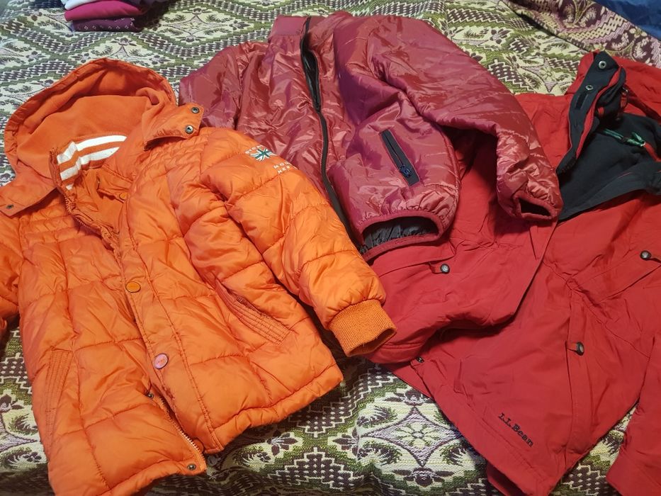 Зиимни якета и грейки/пухенки размер 10 г.