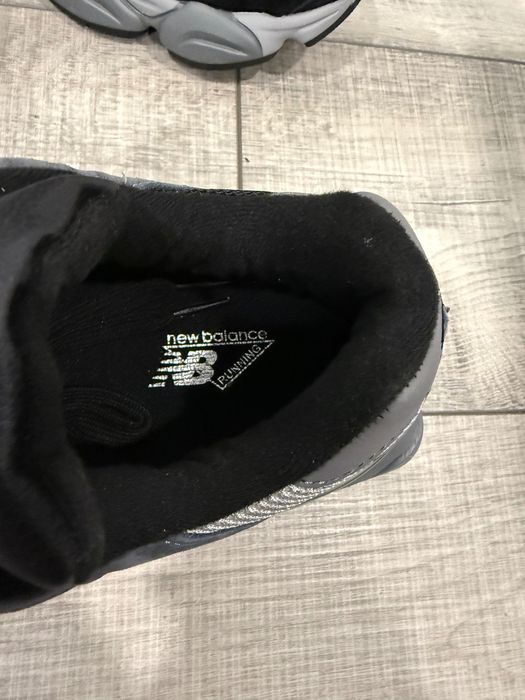 New balance 9060 мъжки 42 номер