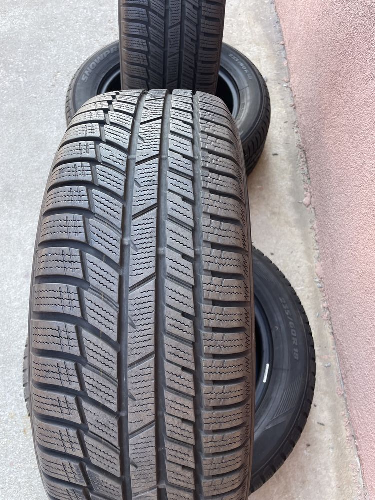 4бр.Зимни гуми TOYO SNOWPROX S954 SUV/235/60/R18/dot1618
