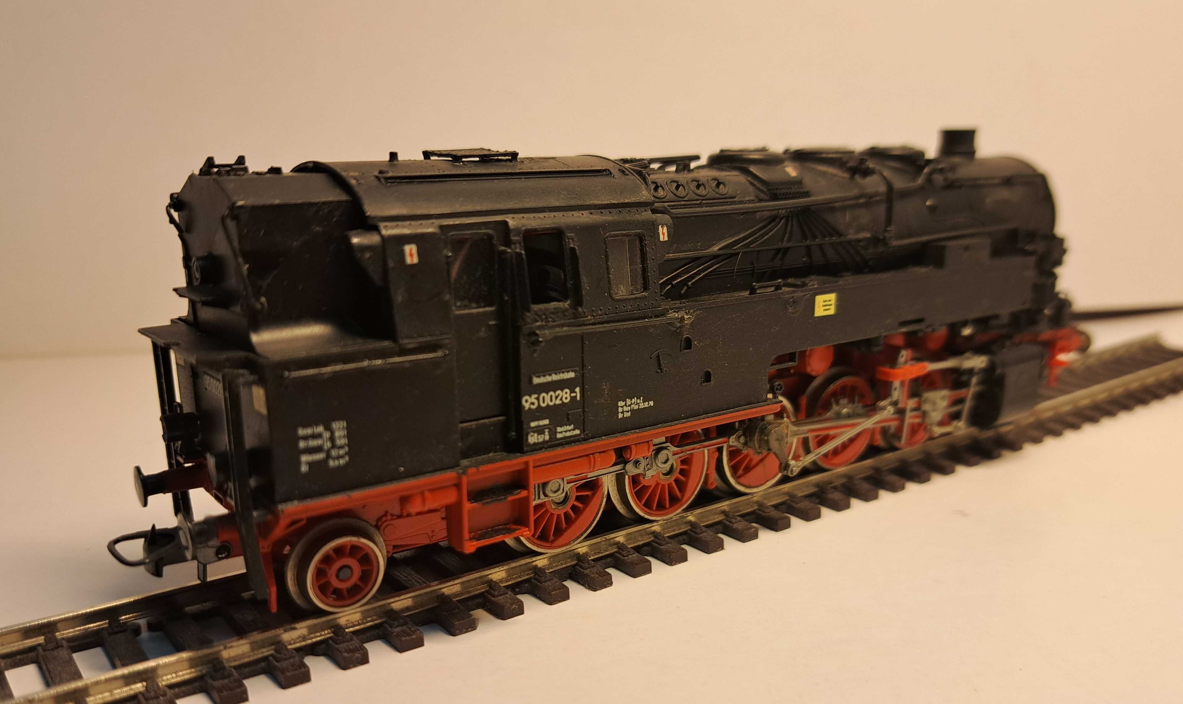 Vând Locomotiva BR95 Piko , cu decodor (H0).