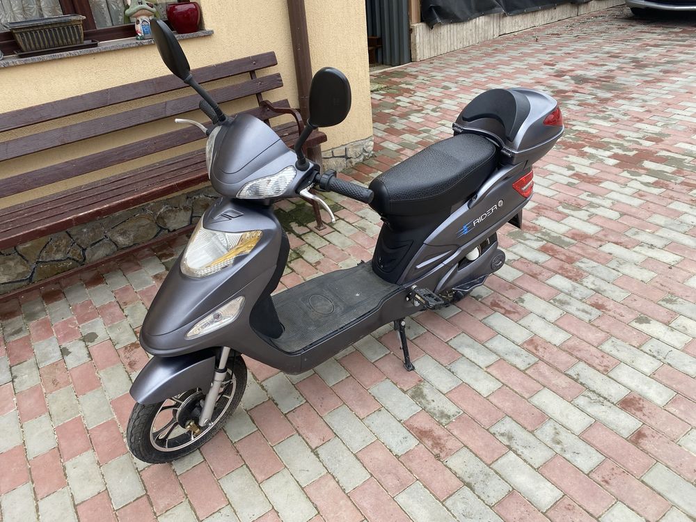 Moped Electric Scuter Autonomie de baterie de 25 km