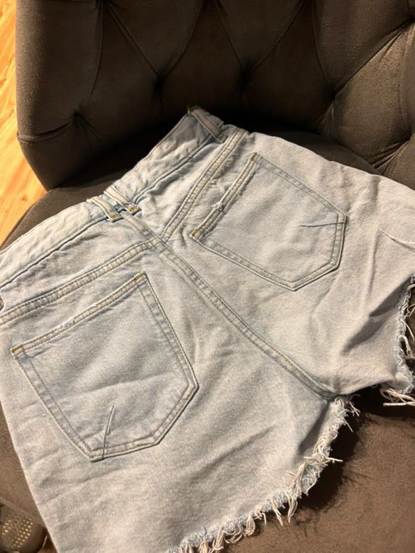 Къси гащи - Zara, Bershka…