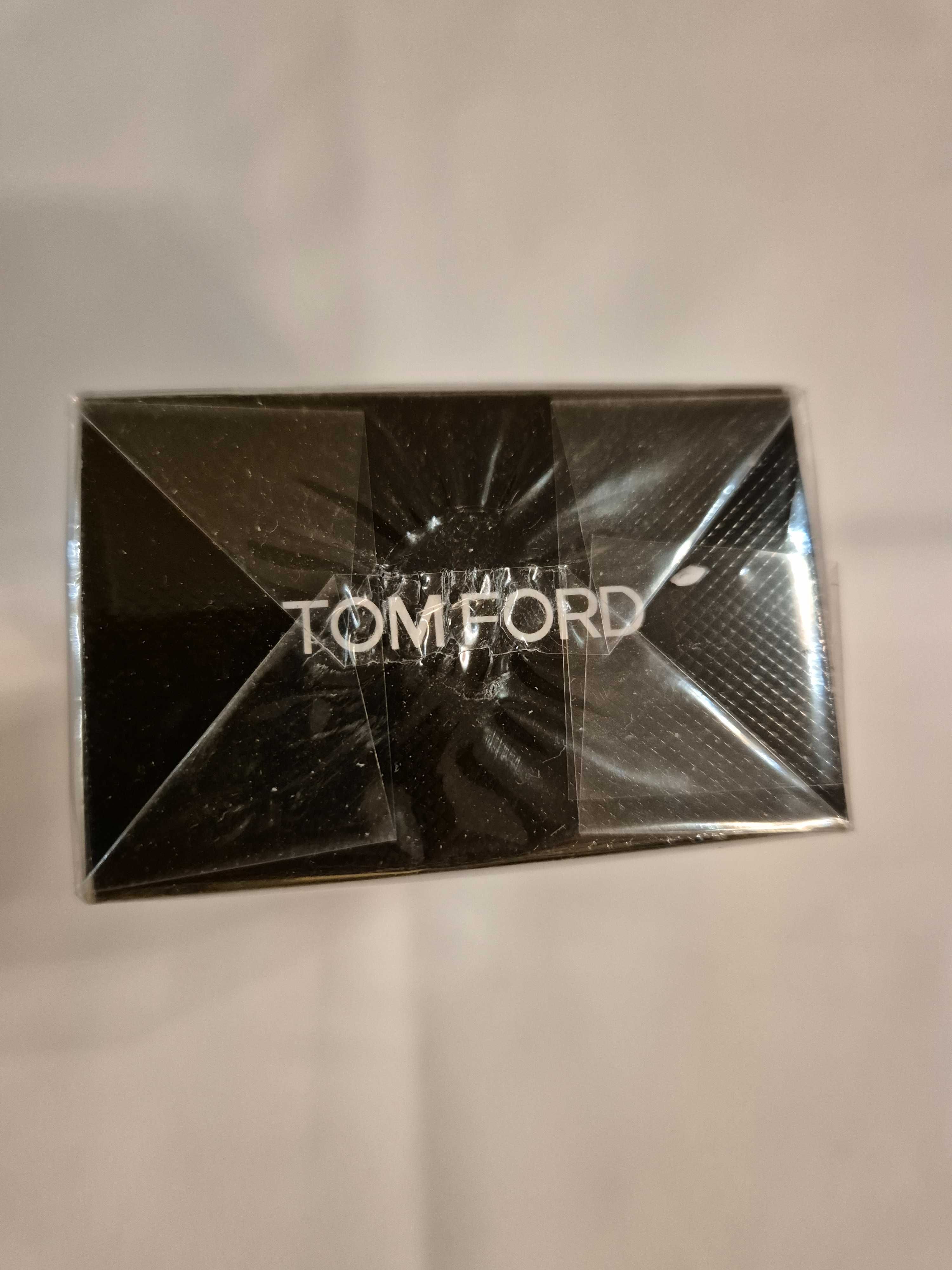 Парфюм Tom Ford Oud Wood