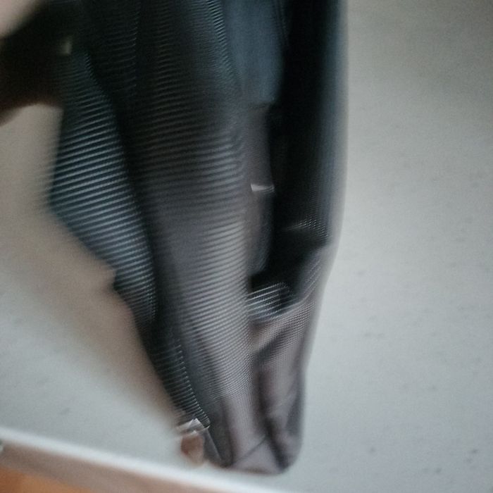 Geanta laptop noua Rivecase